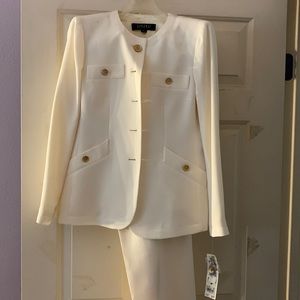 2 piece suit set with pants size 4P